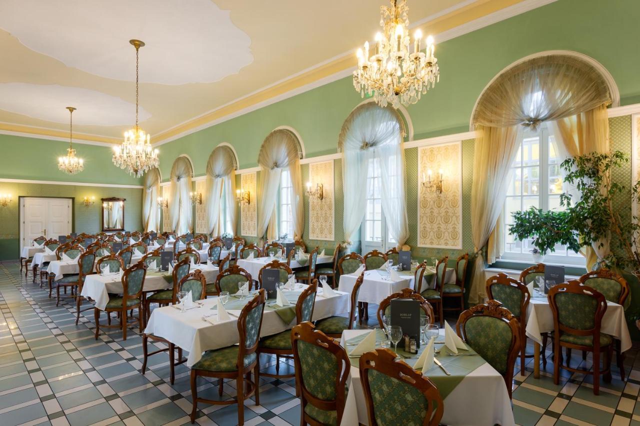 Hotel Eger & Park Extérieur photo