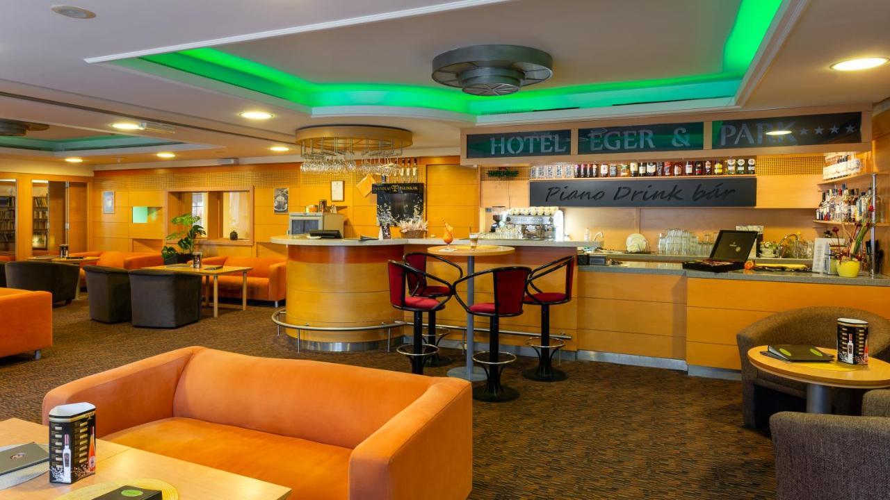 Hotel Eger & Park Extérieur photo