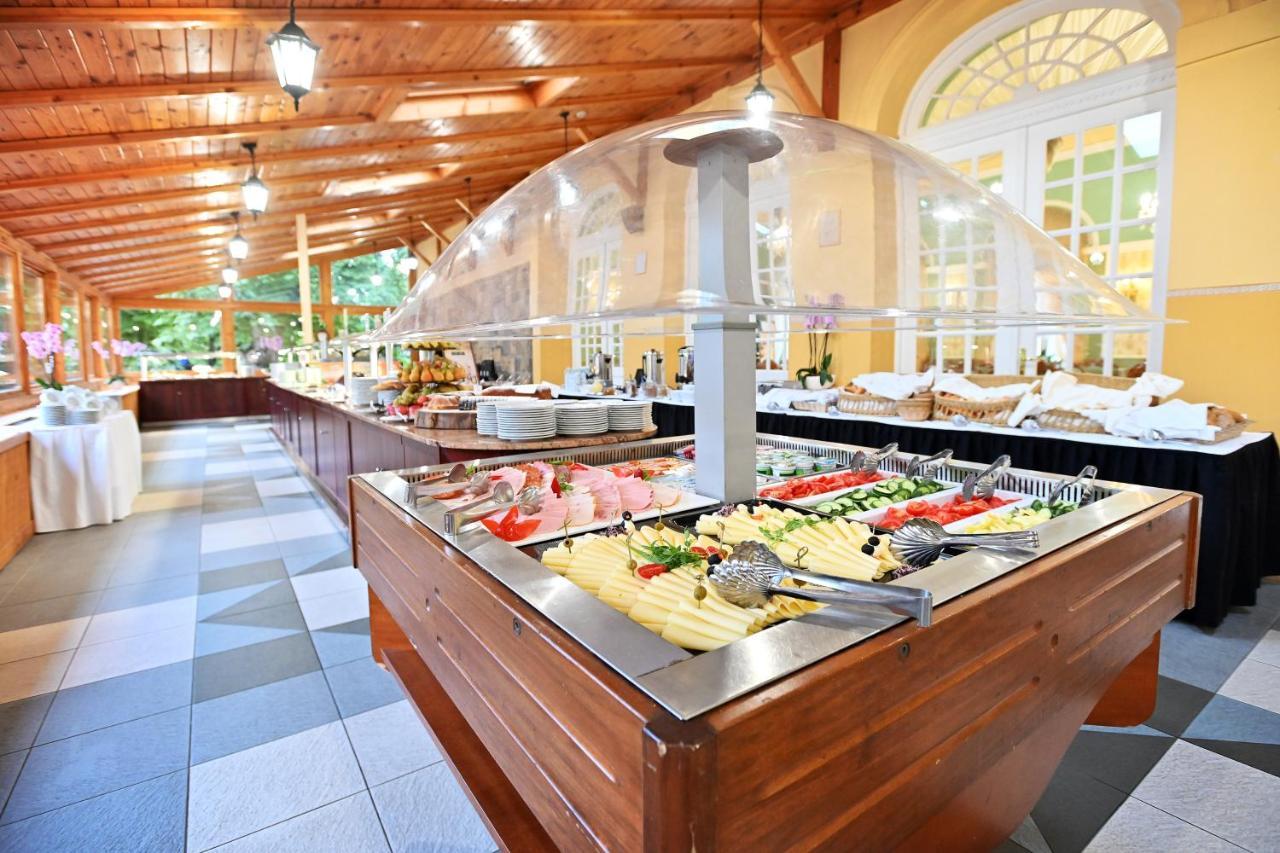 Hotel Eger & Park Extérieur photo