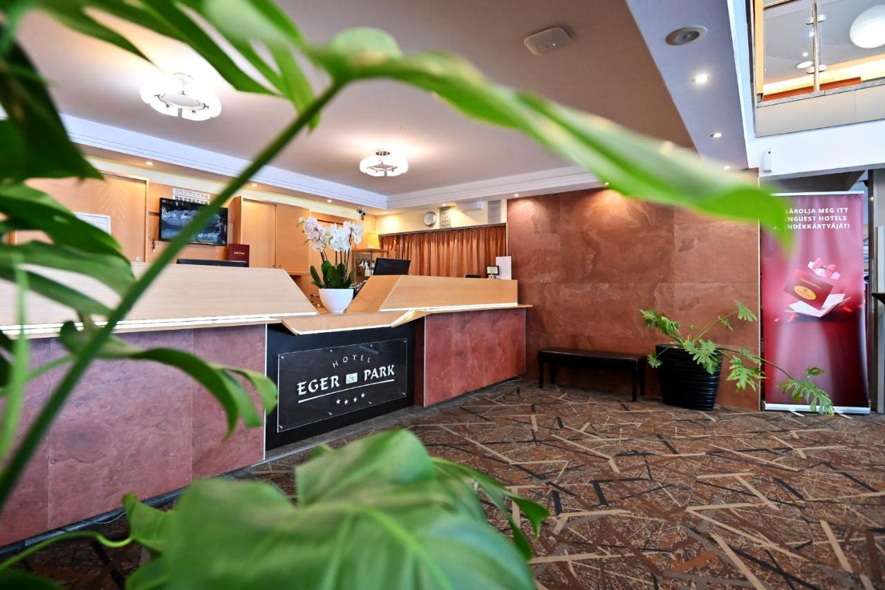 Hotel Eger & Park Extérieur photo